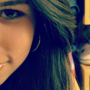 Meet your Posher, Mayra elena